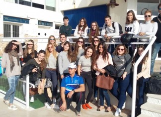 Alumnos de Grado de Turismo de la UA, visitan Torrevieja para conocer su oferta turística