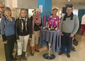 La concejal de residentes extranjeros se reúne con los colectivos nórdicos