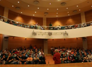 El Alcalde explica a los trabajadores el proceso de municipalización de las basuras