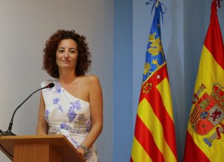 La JGL adjudica la contratación del servicio de transporte de las escuelas deportivas y fuegos artificiales