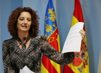 El Ayuntamiento colocará un vallado de seguridad en el edificio La Ballena