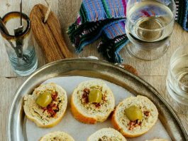 Rollitos de pollo, queso y bacon